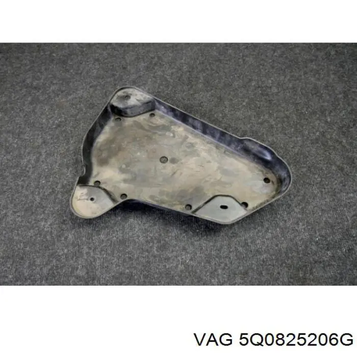 Захист днища, задній лівий 5Q0825206M VAG