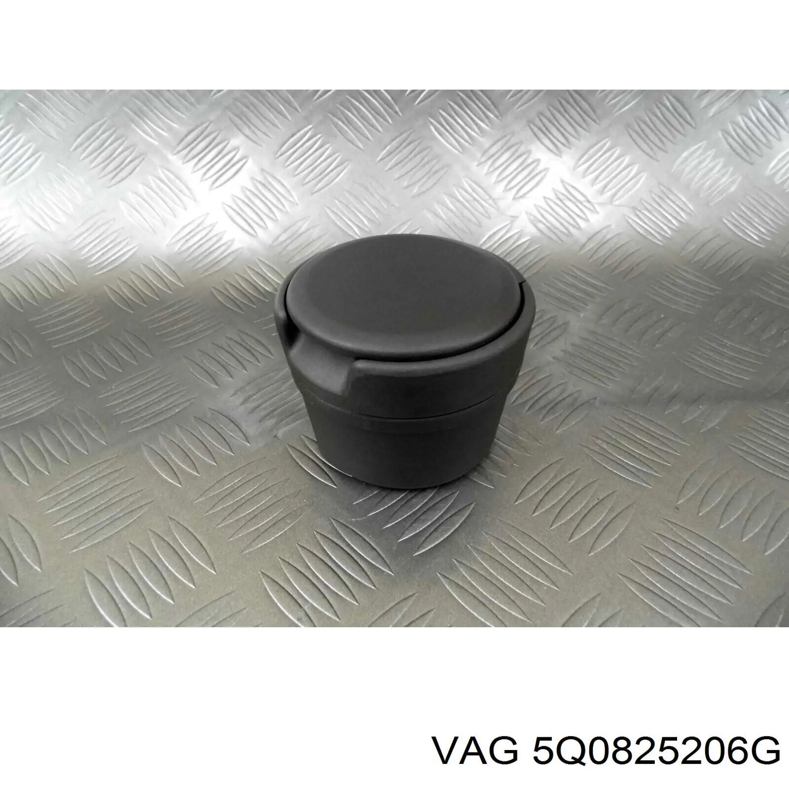 Захист днища, задній лівий VAG 5Q0825206M