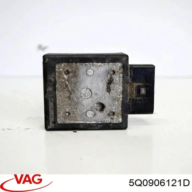 5Q0906121D VAG Модуль управління (ЕБУ) паливного насоса