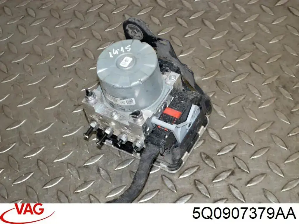 Блок АБС 5Q0907379AA VAG