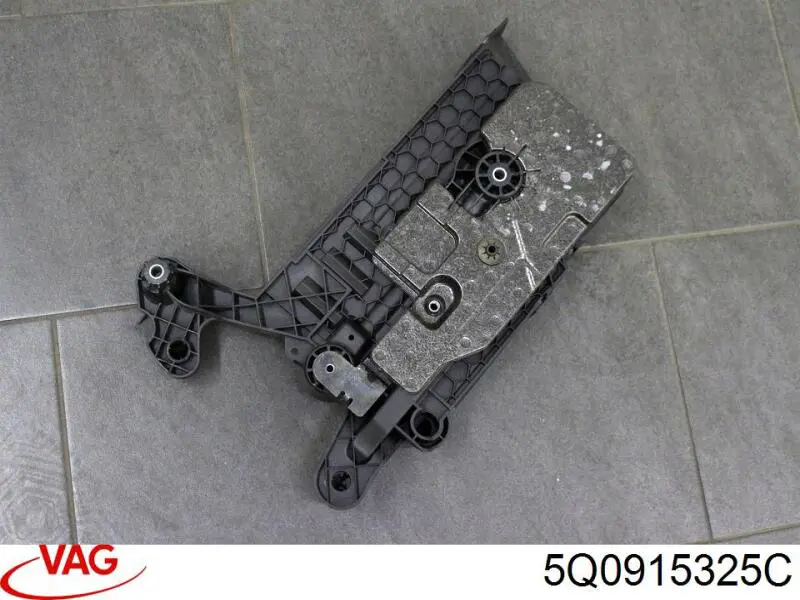  VAG 5Q0915325D ціна, від 12.67 USD
