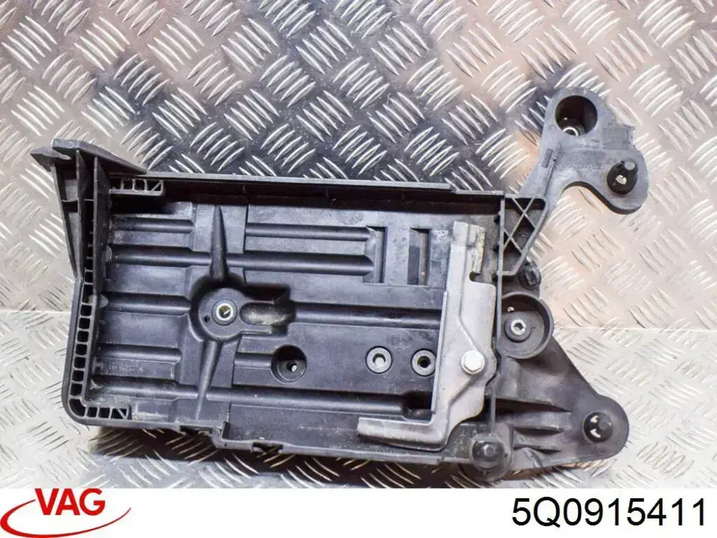 VAG 5Q0915411