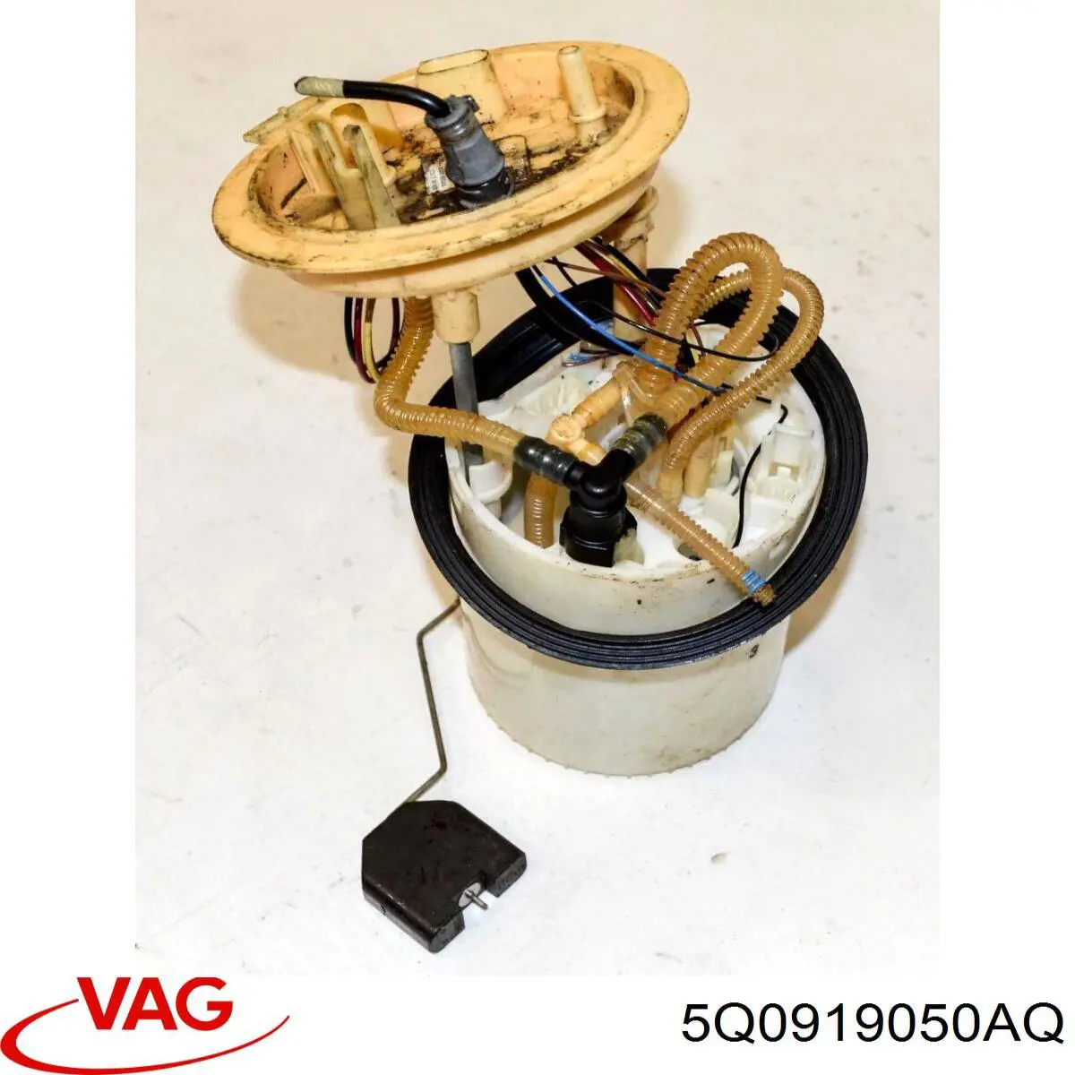 Купити 5Q0919050AQ VAG Насос занурювальний в баці