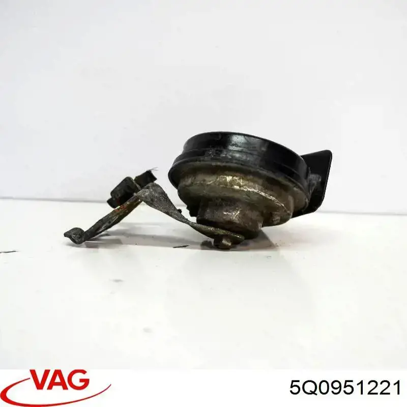 Купити 5Q0951221 VAG Сигнал низької тональності