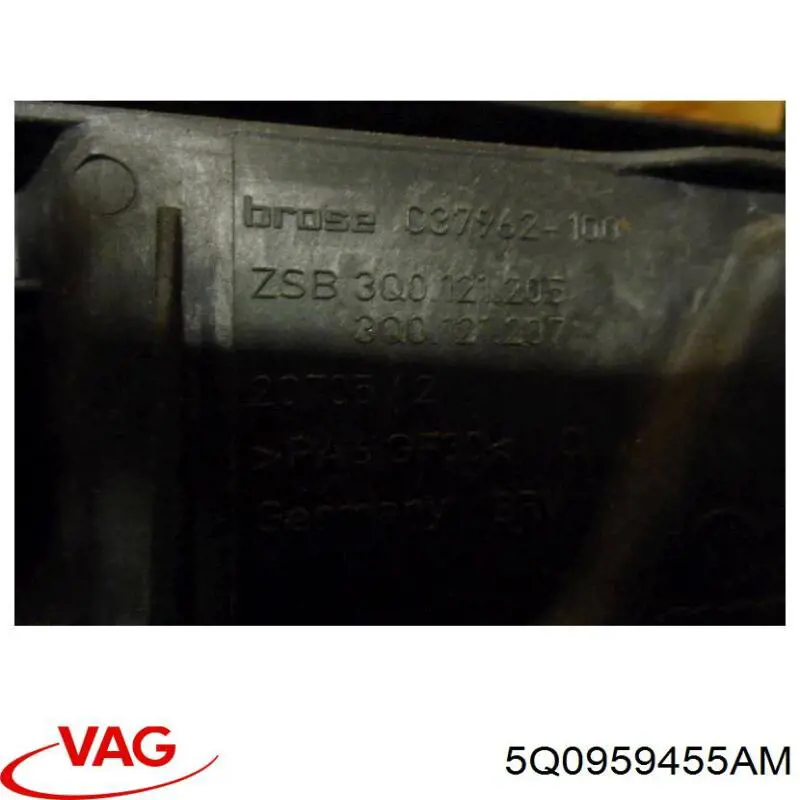 Купити 5Q0959455AM VAG Електровентилятор охолодження в зборі (двигун + крильчатка), лівий