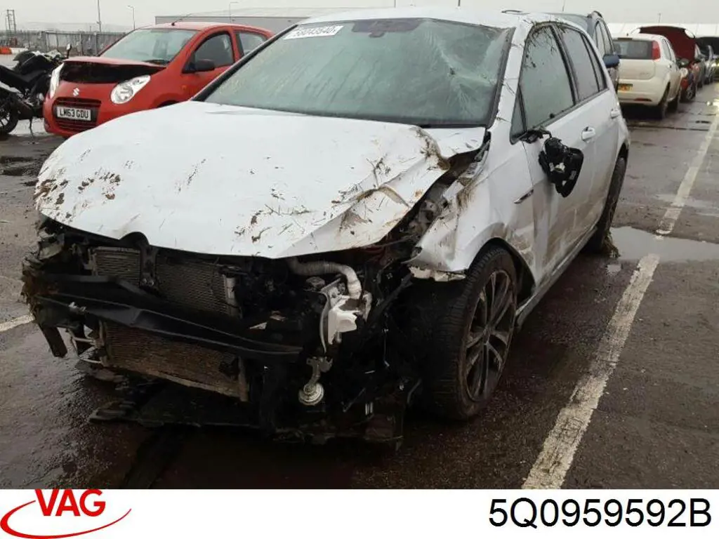  VAG 5Q0959592B