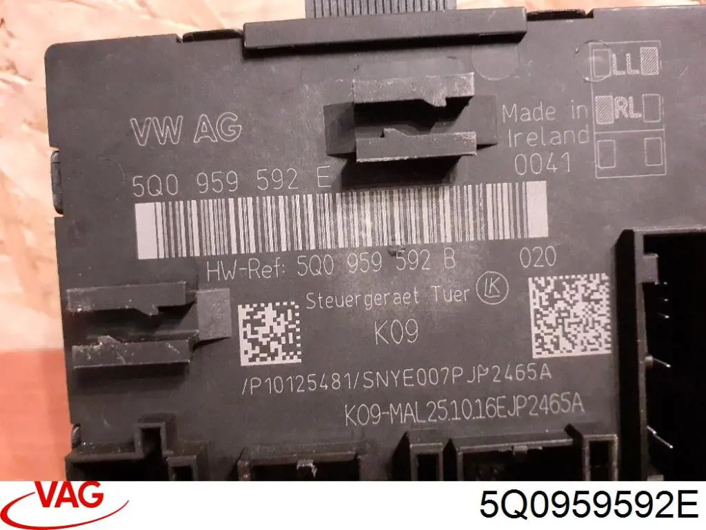  VAG 5Q0959393D