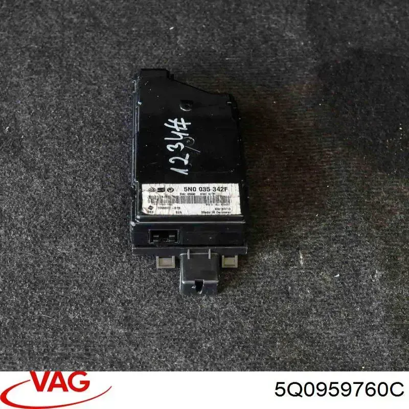 Модуль управління (ЕБУ) переднього сидіння VAG 5Q0959760F ціна, від 242.36 USD