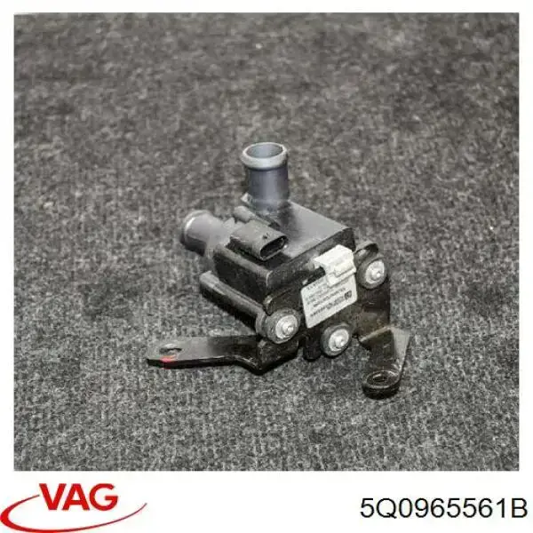 Помпа водяна (насос) охолодження, додатковий електричний 5Q0965561B VAG