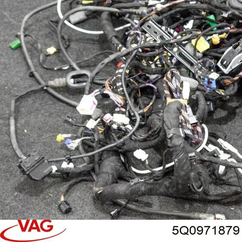  5Q0971879 VAG