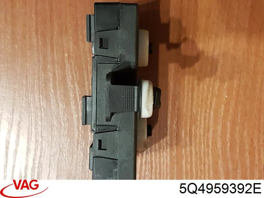 VAG 5Q4959392E