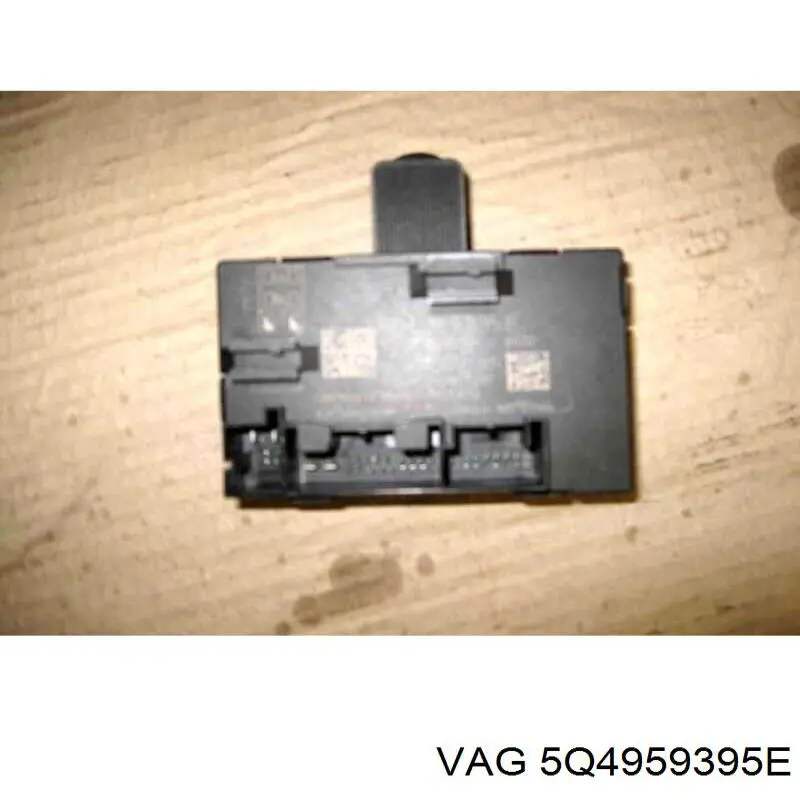 Блок комфорту задніх дверей VAG 5Q4959395E ціна, від 25.75 USD