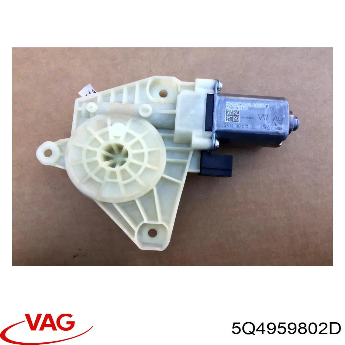 Моторчик склопідйомника двері задніх, лівих VAG 5Q4959802D ціна, від 19.44 USD