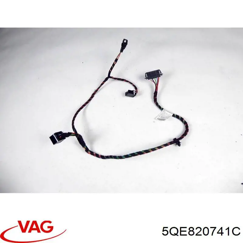 Шланг кондиціонера, від радіатора до випарника VAG 5QE820741C ціна, від 49.41 USD
