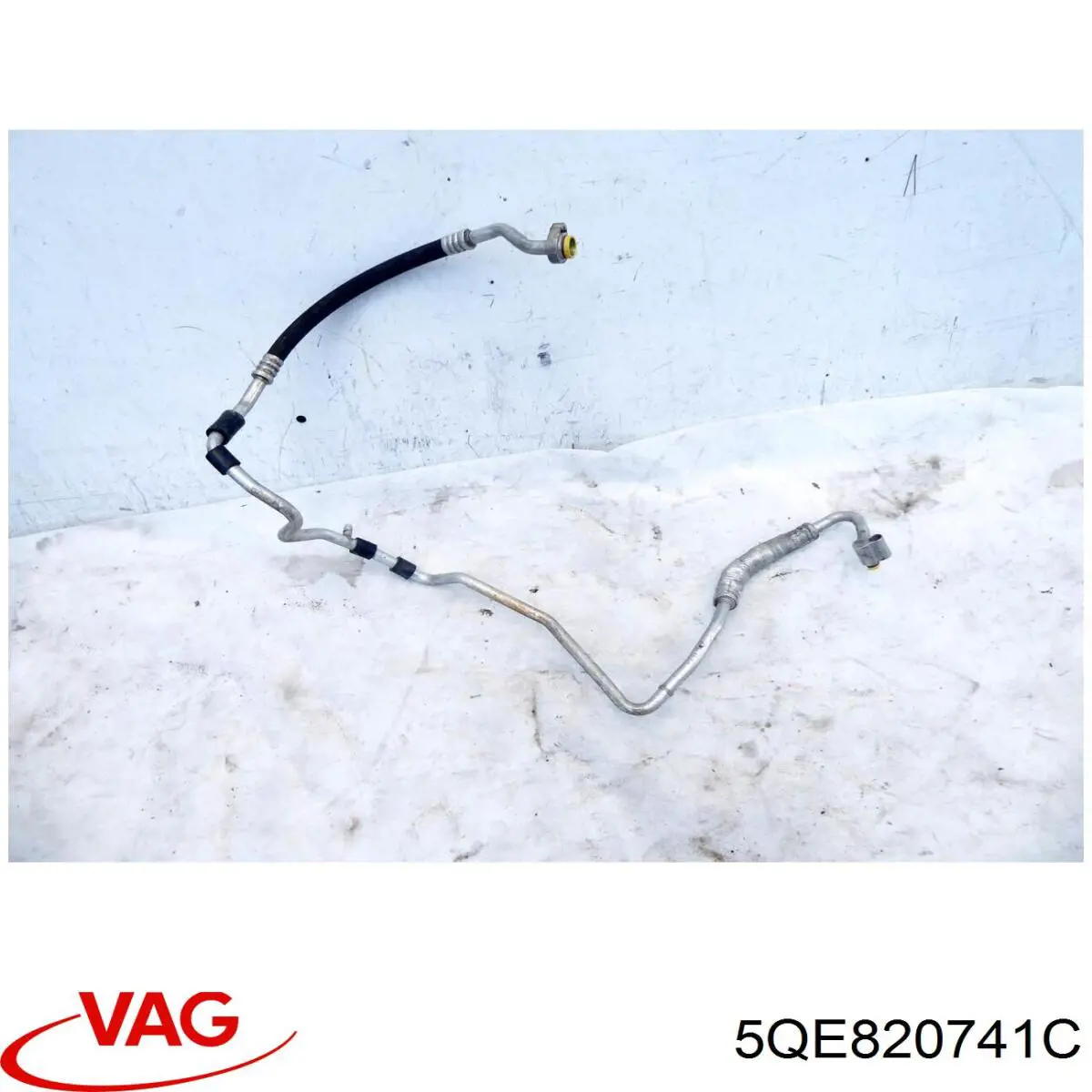 Купити 5QE820741C VAG Шланг кондиціонера, від радіатора до випарника
