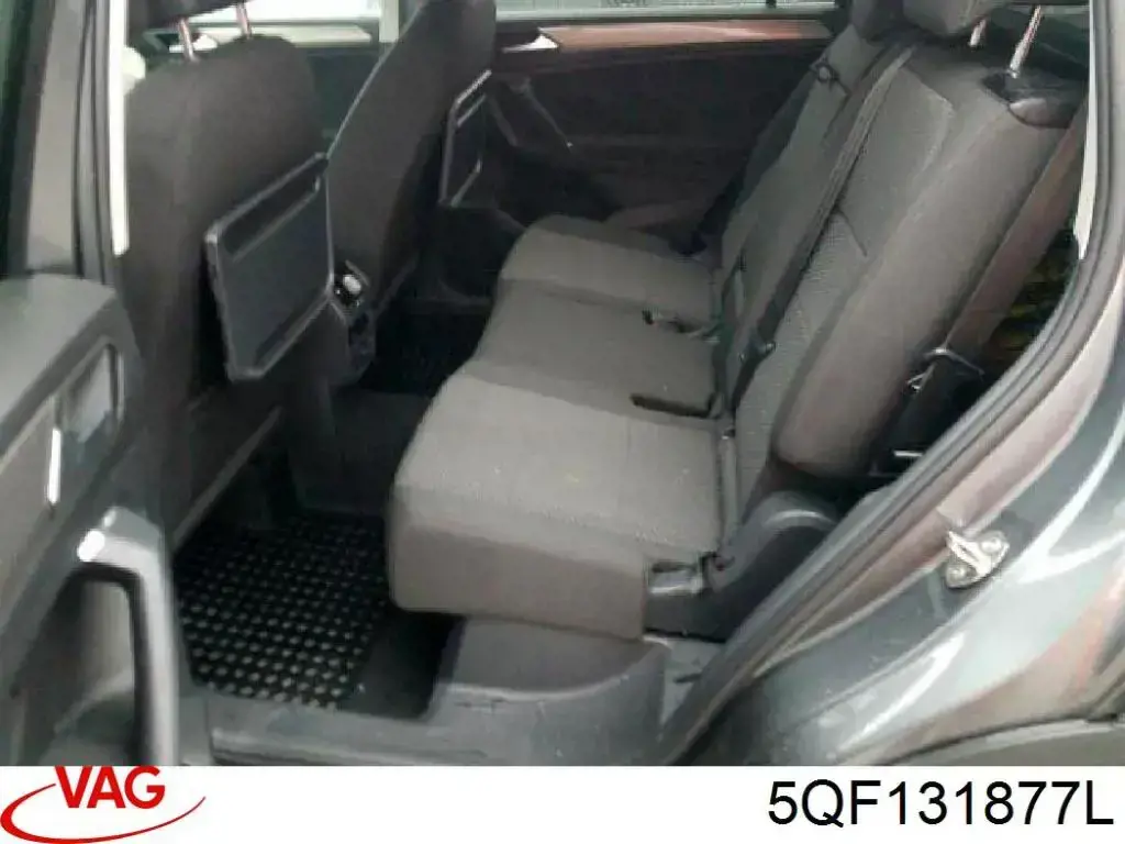 Бак AD BLUE 5QF131877P VAG