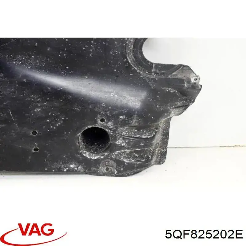 Захист днища, правий VAG 5QF825202