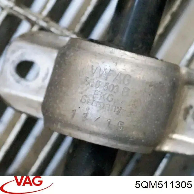 5QM511305 VAG Стабілізатор задньої балки
