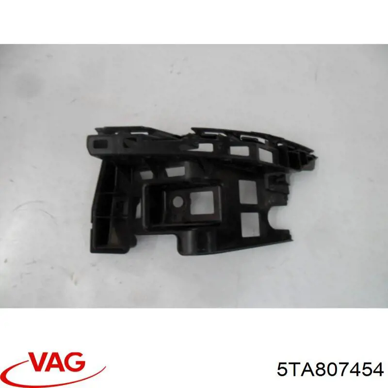 5TA807454 VAG Напрямна заднього бампера, права