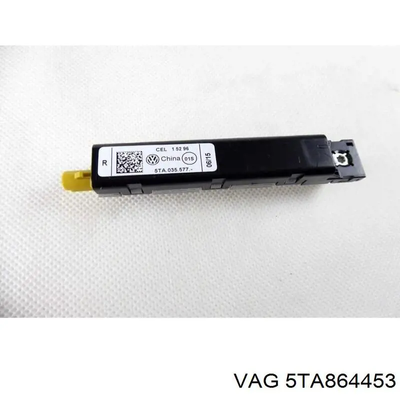 5TA864453 VAG 