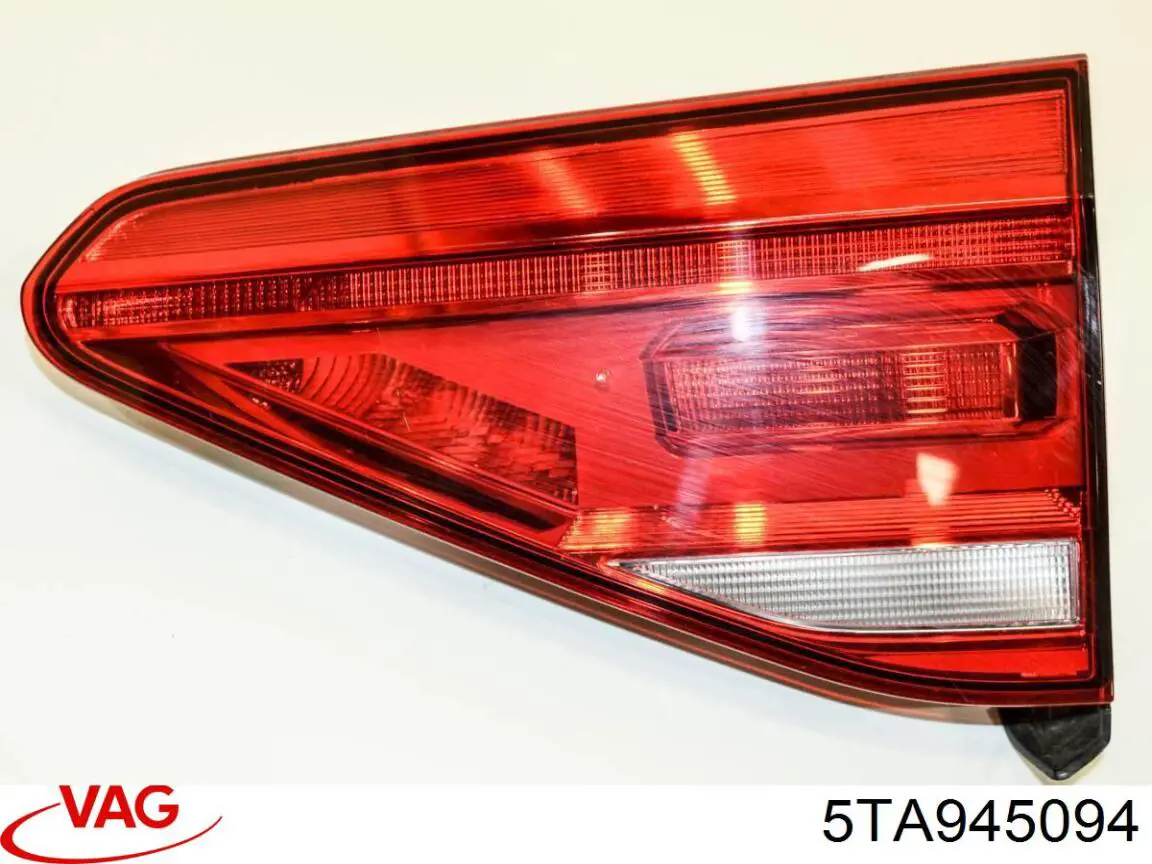 5TA945094 VAG Ліхтар задній правий, внутрішній