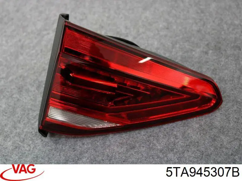 Стоп задній VAG 5TA945307B ціна, від 126.55 USD