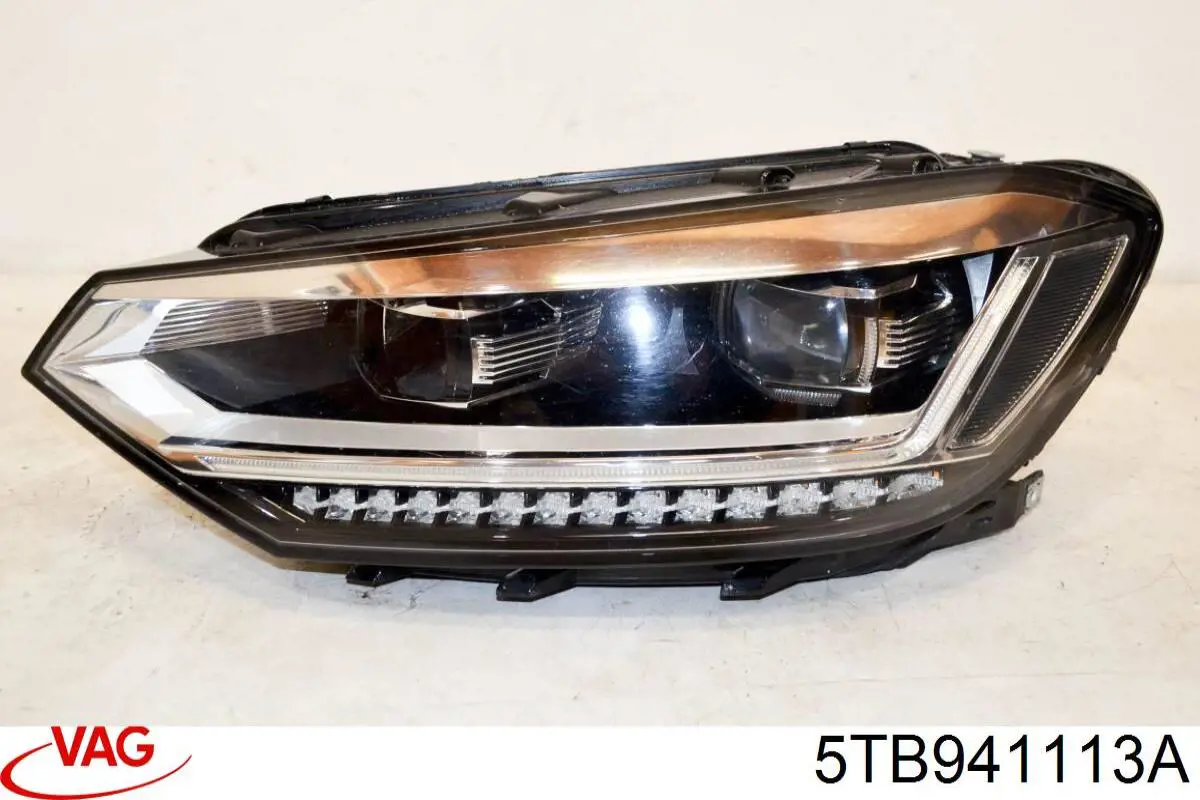 711451000136 Magneti Marelli Фари