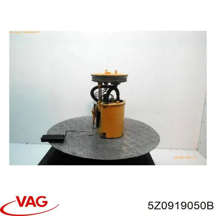Купити 5Z0919050B VAG Насос занурювальний в баці