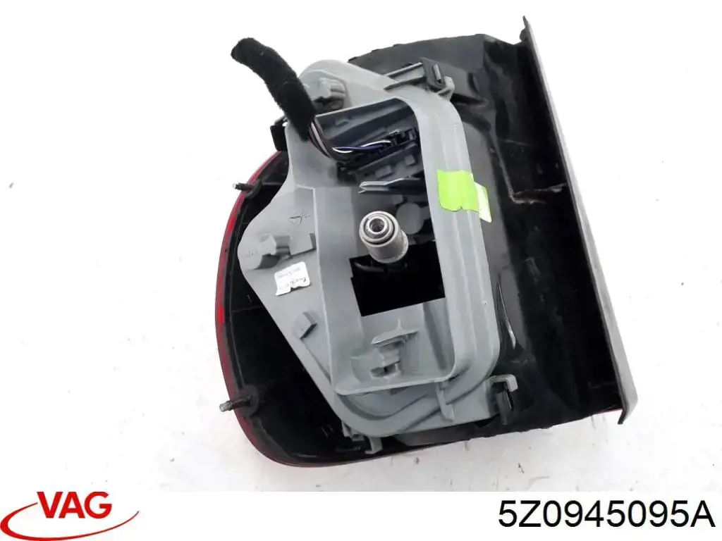  VAG 5Z0945095A