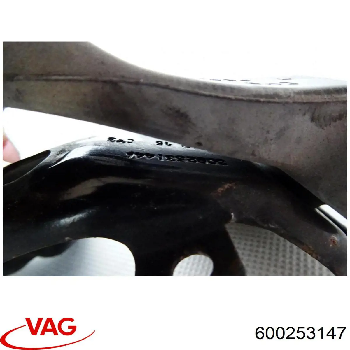  600253147 VAG