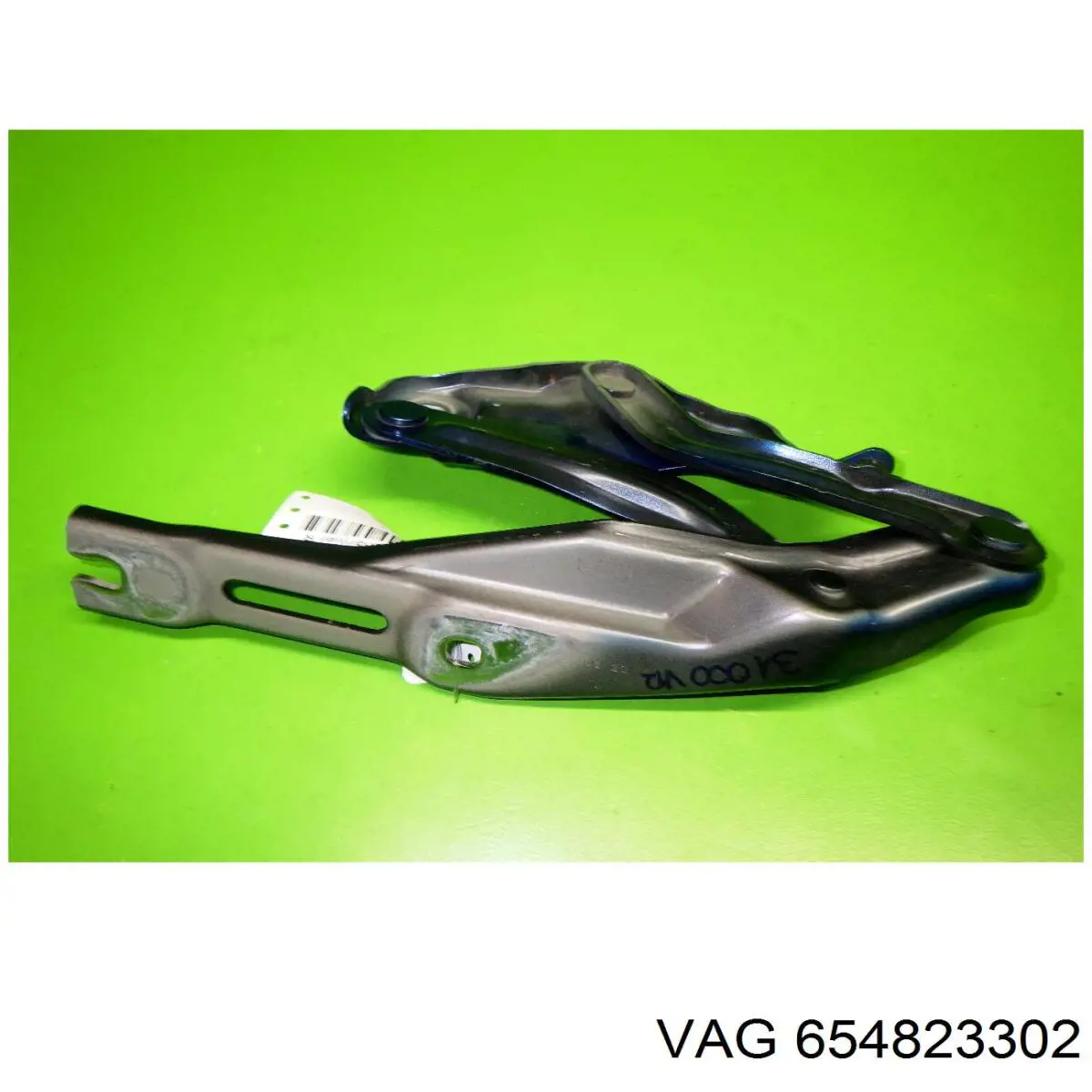 Завіса капота права VAG 654823302 ціна, від 38.46 USD