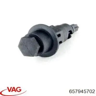 Правий катафот заднього бампера VAG 657945702 ціна, від 21.51 USD