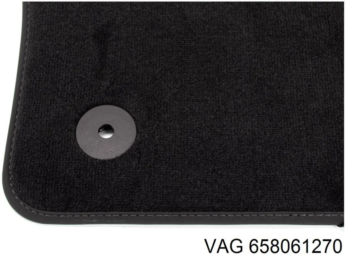 Комплект килимків VAG 658061270 ціна, від 183.16 USD