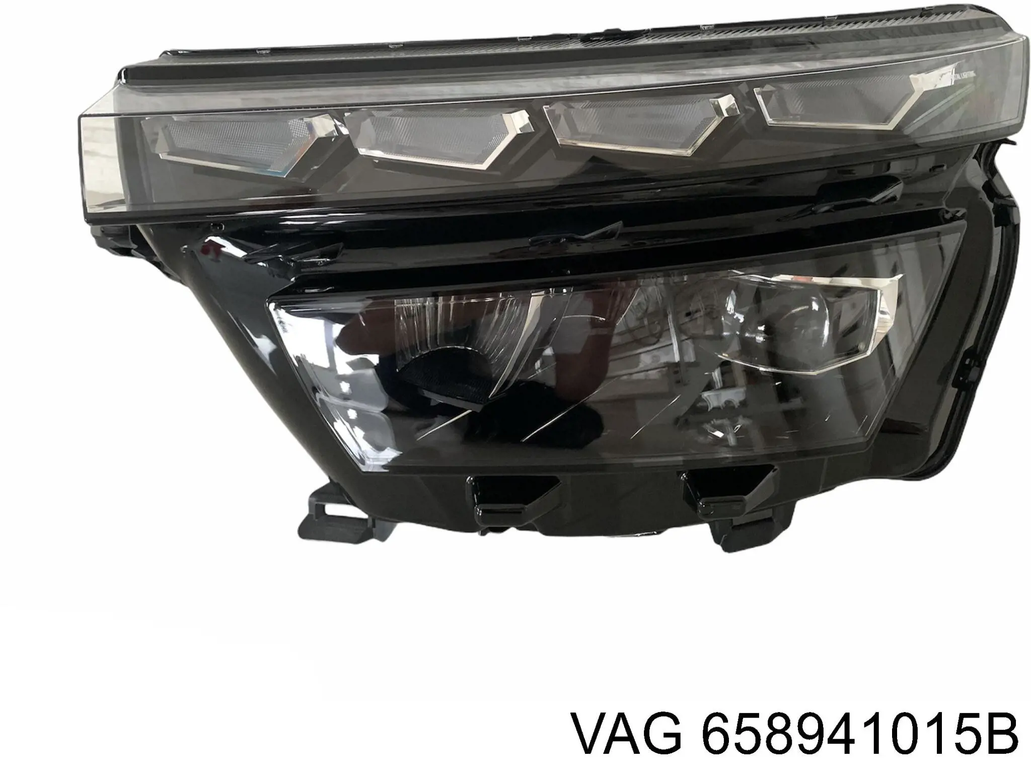 Основна фара в зборі ліва VAG 658941015B ціна, від 150.84 USD