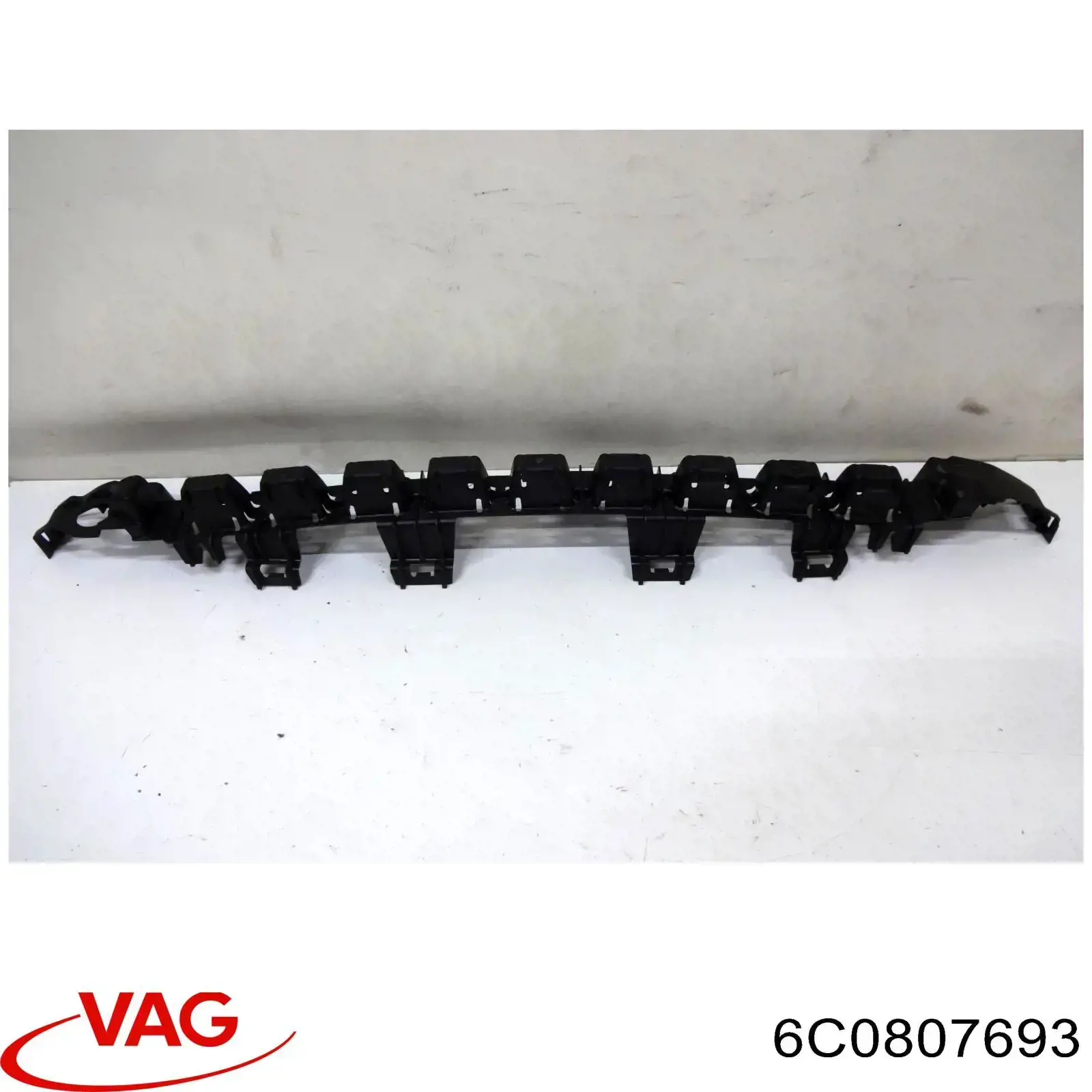 Шина бампера переднього VAG 6C0807693 ціна, від 36.17 USD