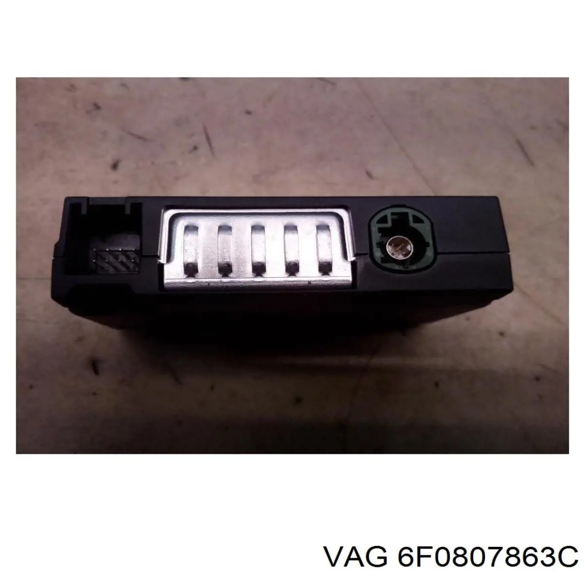 Купити 6F0807863C VAG Абсорбер (наповнювач) бампера заднього