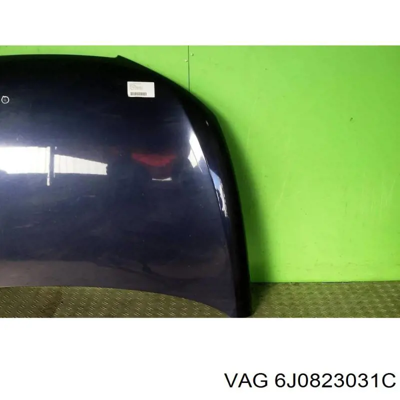 Купити 6J0823031C VAG Капот