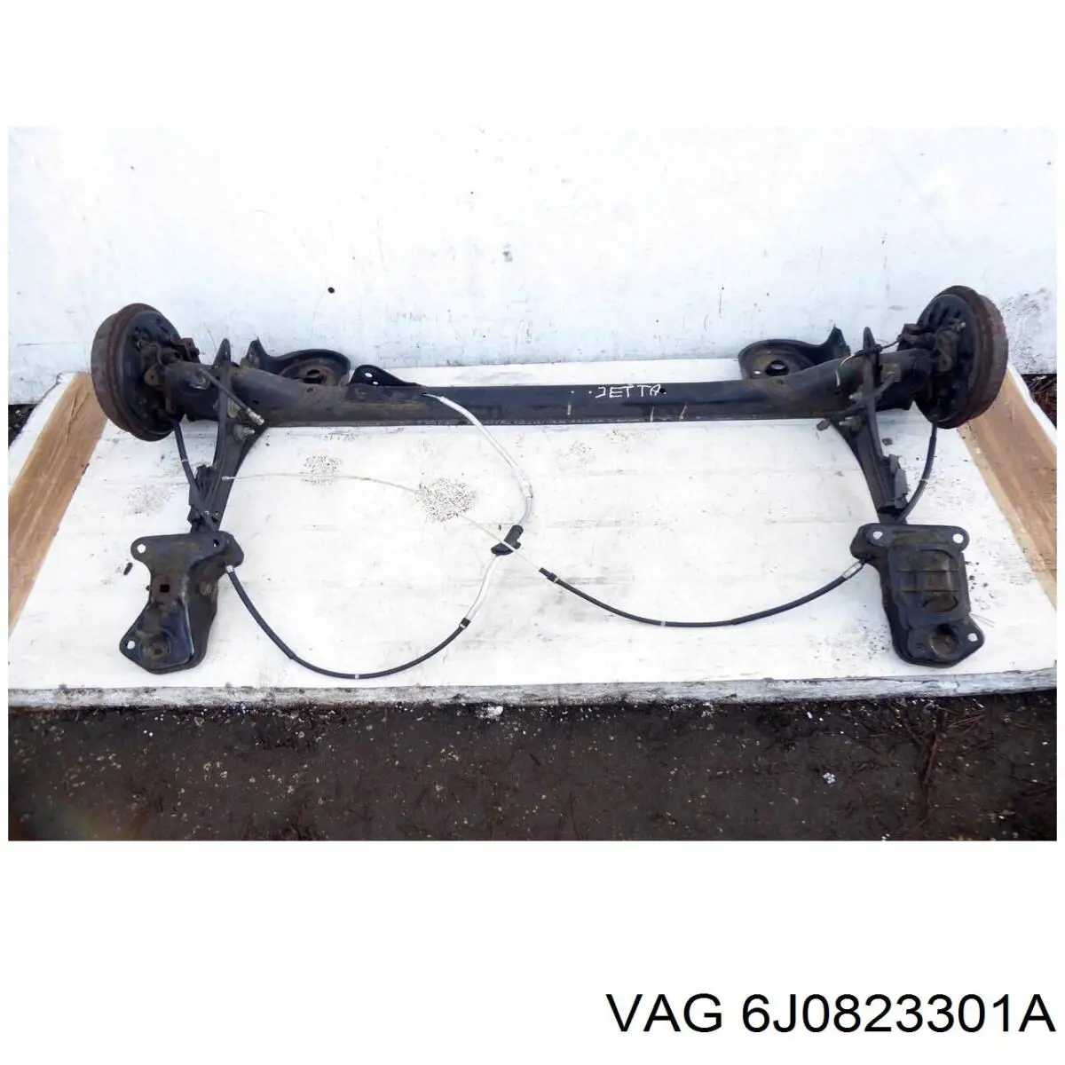 Завіса капота ліва VAG 6J0823301A