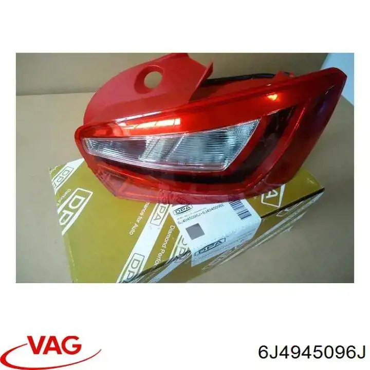 Купити 714000028601 Magneti Marelli Задня права фара