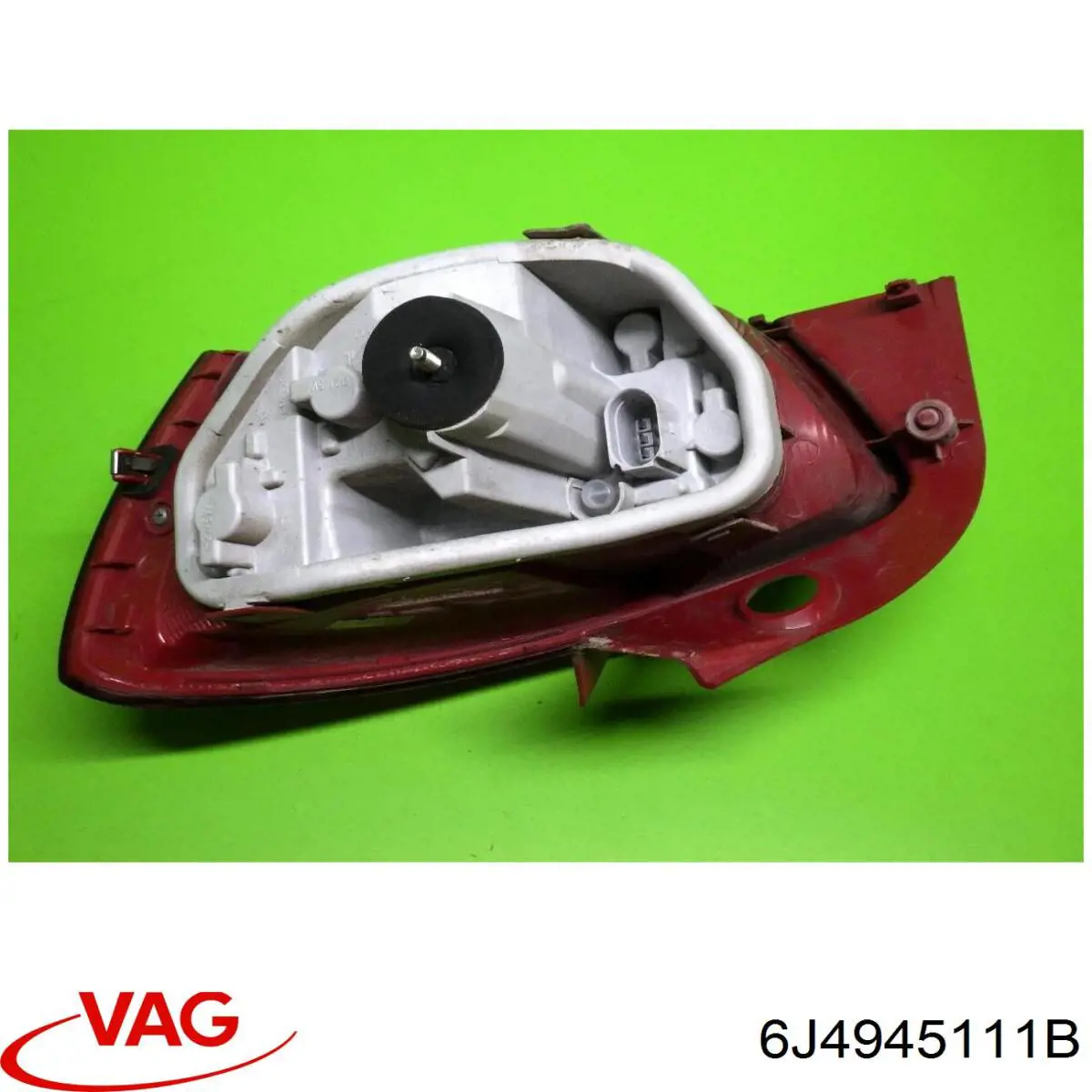 Ліхтар задній лівий VAG 6J4945111B ціна, від 55.74 USD