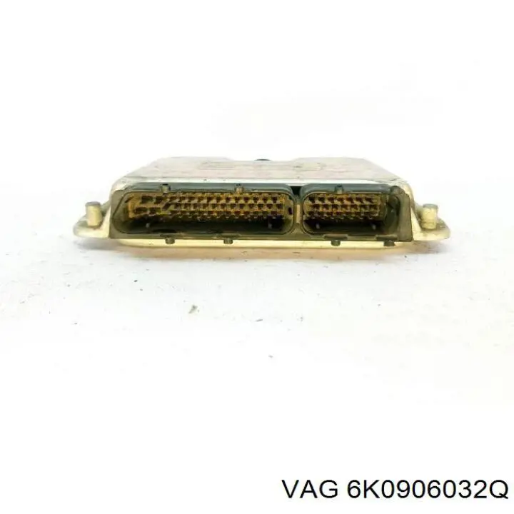 Електронний блок керування двигуном 6K0906032Q VAG