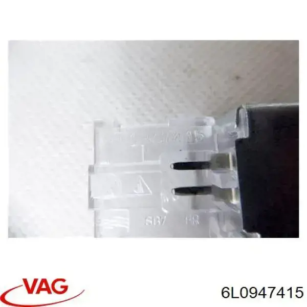 Лампа освітлення багажника VAG 6L0947415