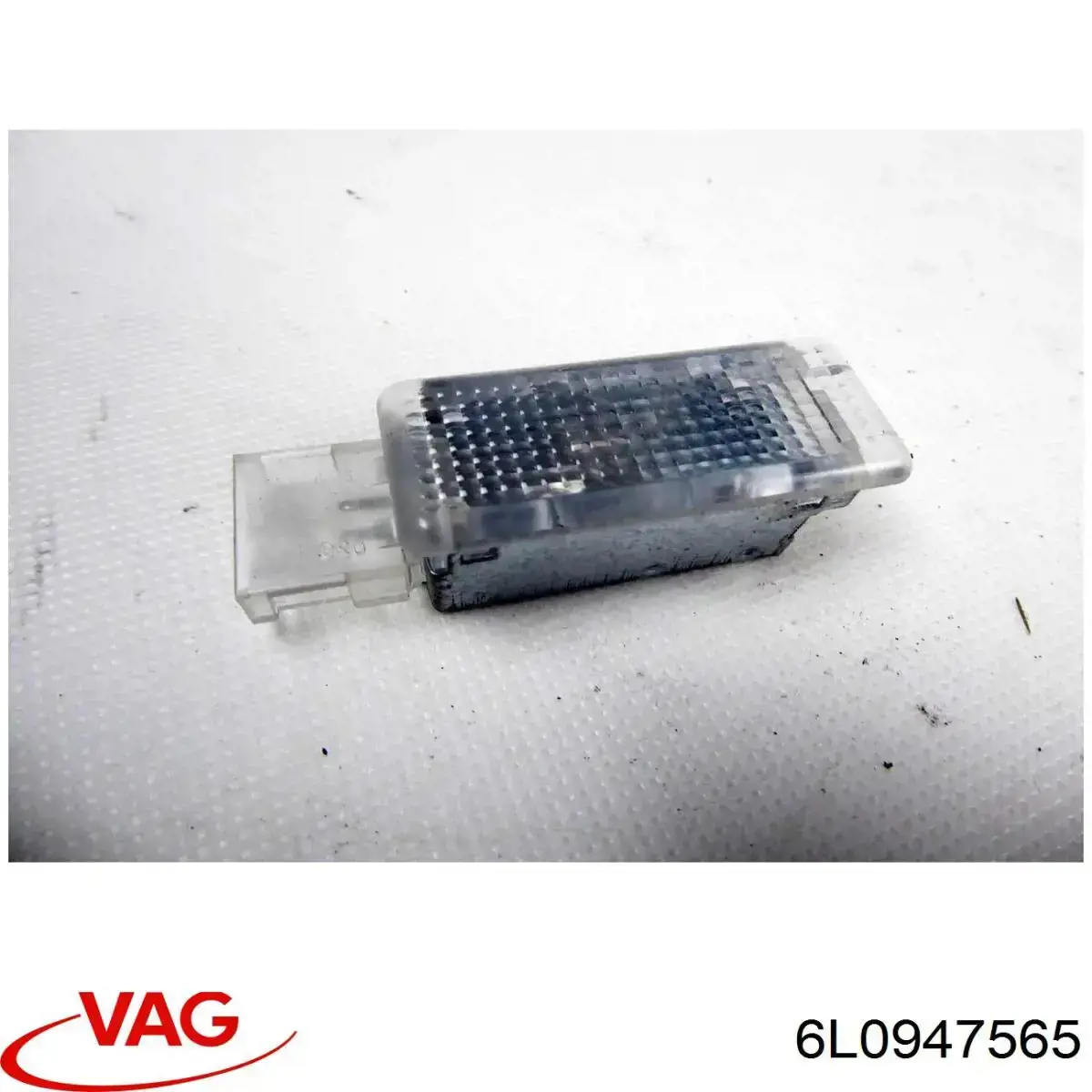Плафон підсвічення бардачка 6L0947565 VAG