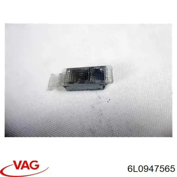 Купити 6L0947565 VAG Плафон підсвічення бардачка