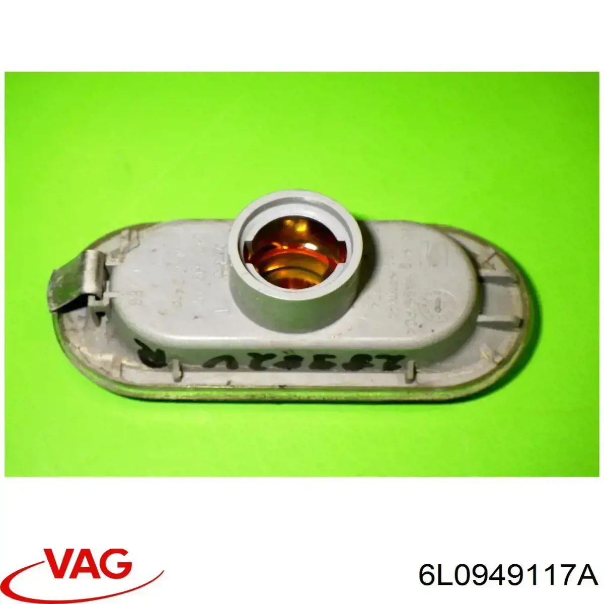 Повторювач повороту в крило VAG 6L0949117A ціна, від 6.12 USD