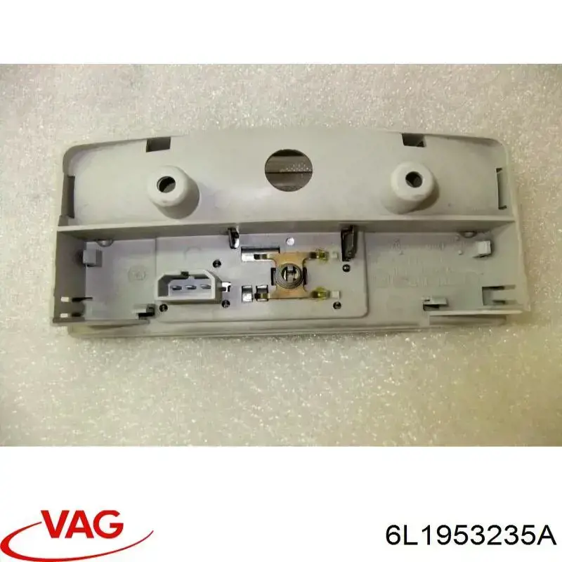  Кнопка аварійки Seat Ibiza 3