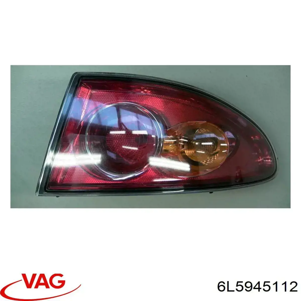 Ліхтар задній правий, зовнішній 6L5945112 VAG
