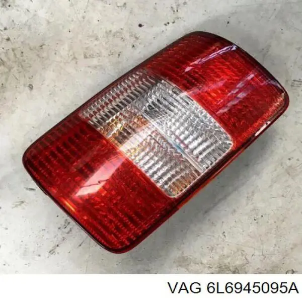Задня ліва зовнішня фара VAG 6L6945095C ціна, від 23.62 USD
