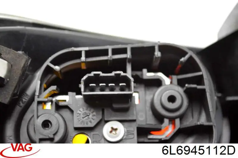 Купити 6L6945112D VAG Стоп задній