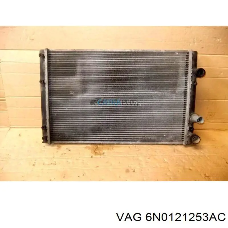 Купити 6N0121253AC VAG Радіатор двигуна